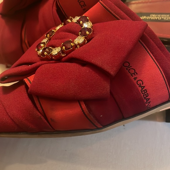 Dolce & Gabbana Burgundy Fabric Crystal Embellished Bow Slide Sandals - Picture 6 of 8